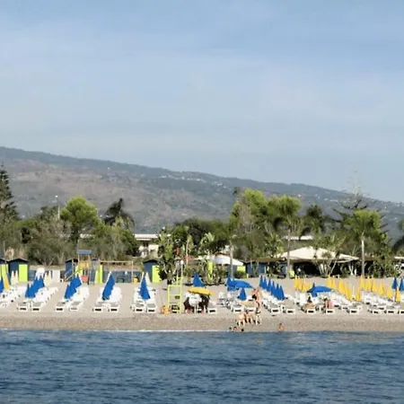 公寓 Terrazzo Siciliano 里波斯托